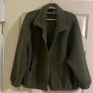 🧡 Women’s Old Navy teddy jacket